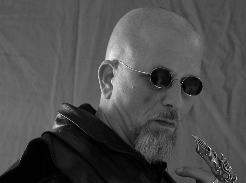 1, 2, 3 - Freddy kommt vorbei - photo by dietmar wegewitz | add. artwork by daywalker